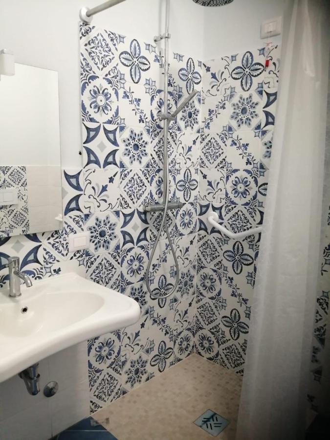זמברונה Hotel La Giara מראה חיצוני תמונה