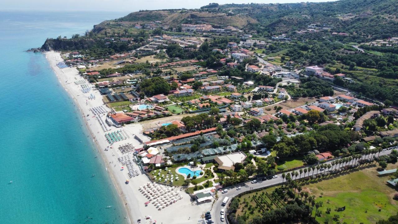 זמברונה Hotel La Giara מראה חיצוני תמונה